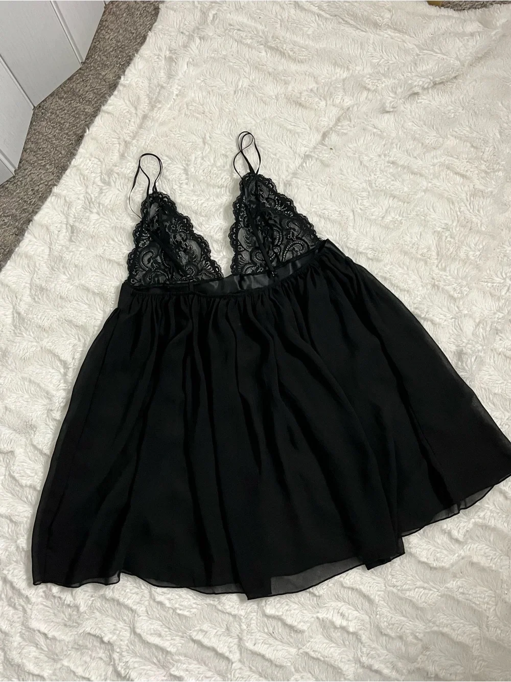 Victorias Secret M Black Lace Babydoll Slip Dress Coquette Bow Sheer Nightgown